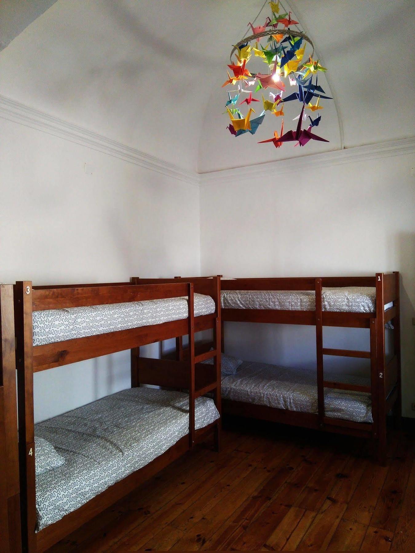 Hostel Raymundo Évora Esterno foto